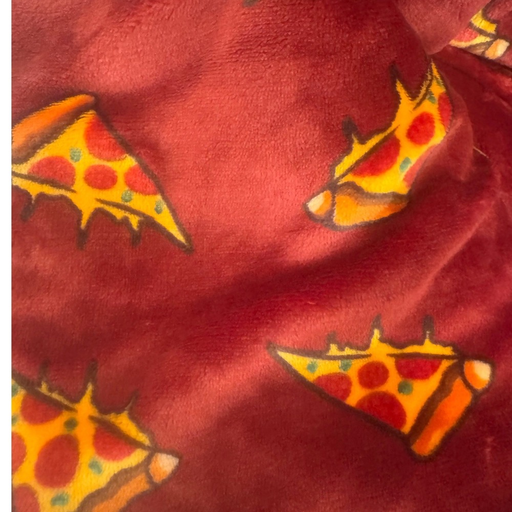 The Oodie Pizza Wearable Blanket Hoodie Adult One Size Red Sherpa NWT - Picture 3 of 10